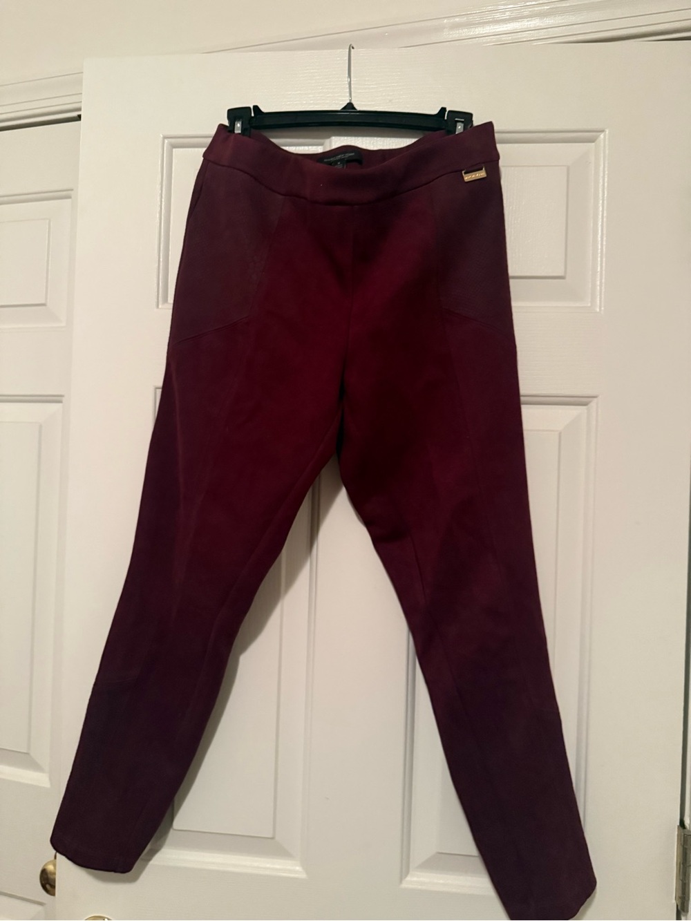 Women’s burgundy Marc New York Faux Suede Tummy Control Leggings